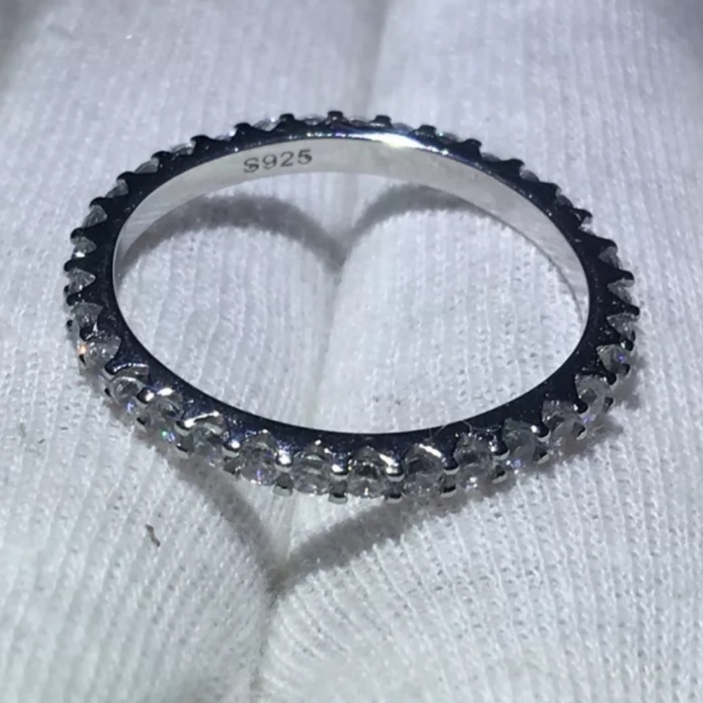 NEW 925 STERLING SILVER DIAMOND ETERNITY BAND RING - Picture 4 of 7